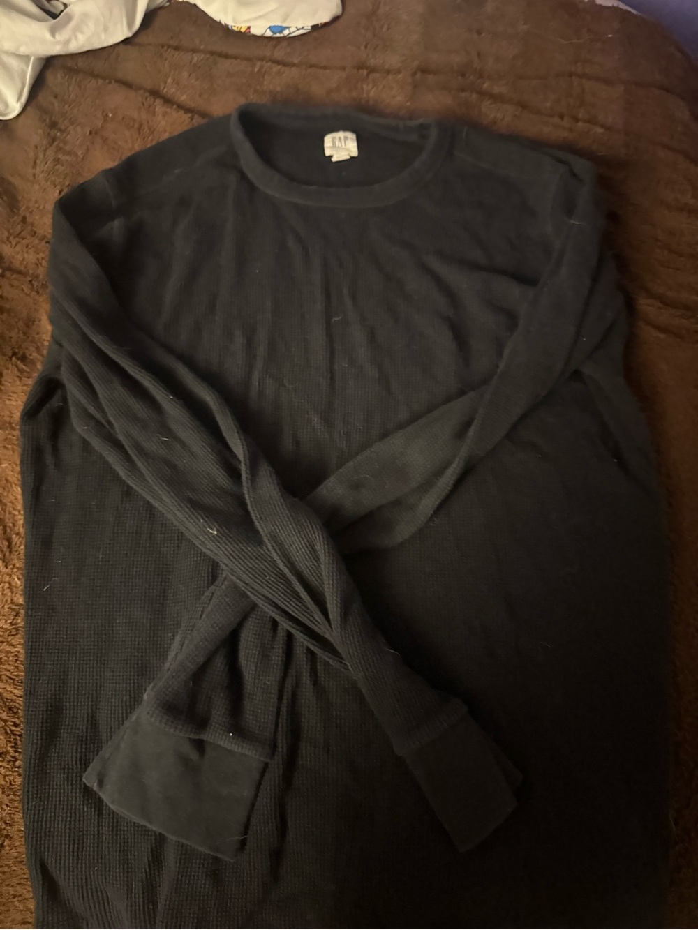 GAP Men's Black Crewneck Thermal Sweater